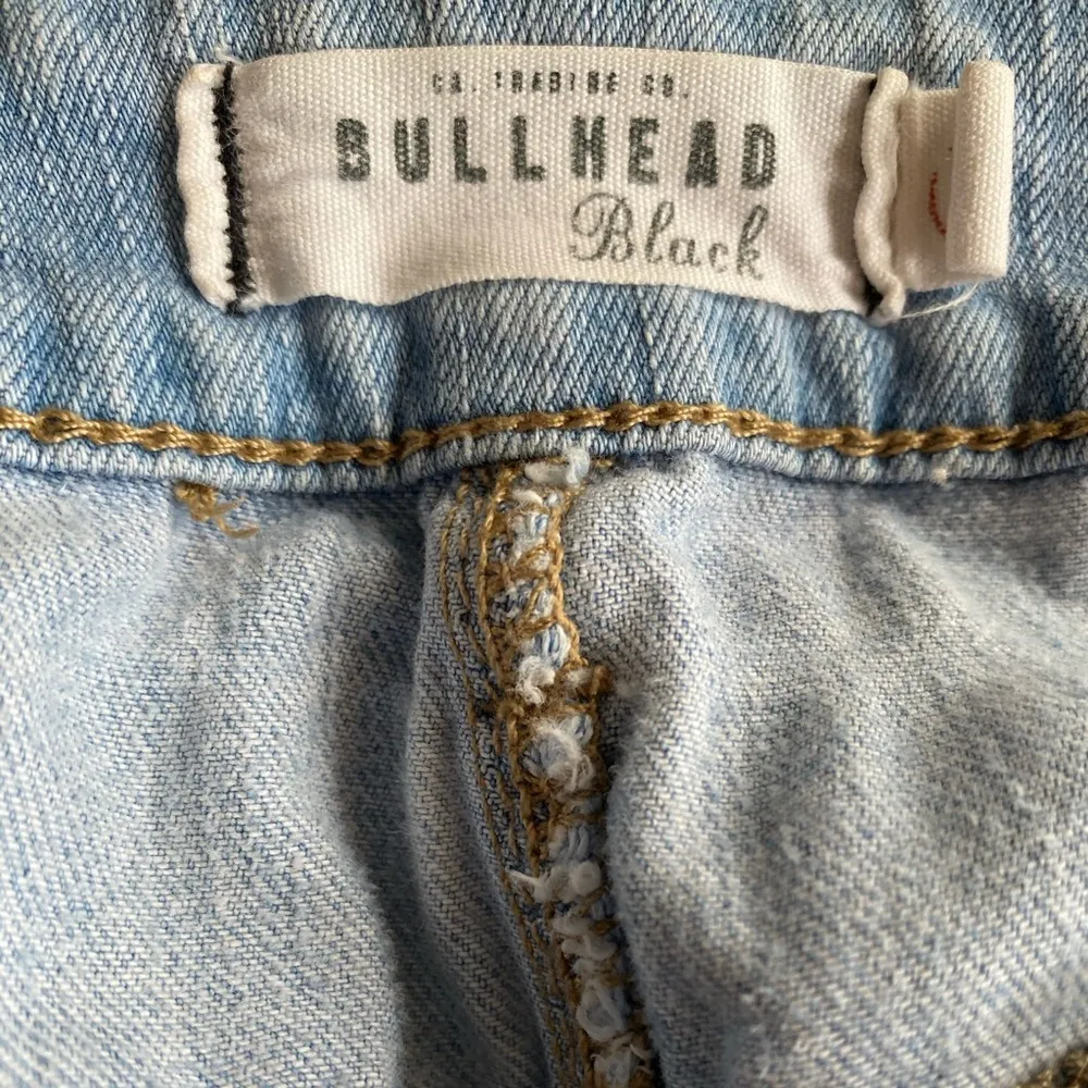 Bullhead Black Skinniest Distressed Jeans Size 5 Blue - Image 7