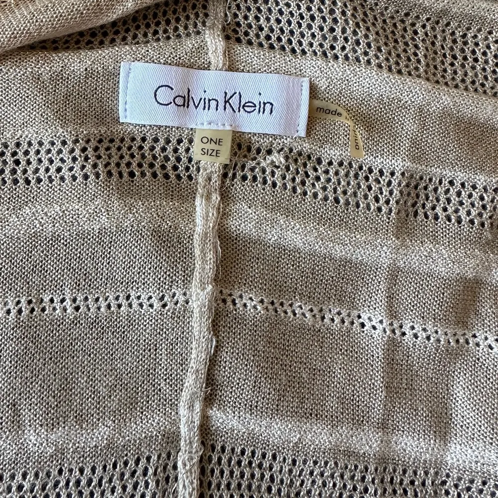 Calvin Klein Gold Striped Poncho Shawl One Size - Image 3