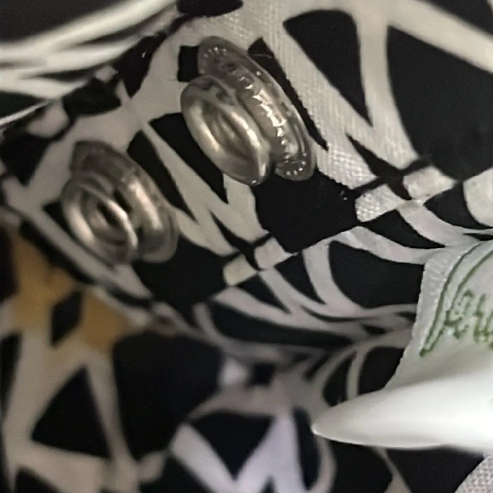 Vera Bradley Night and Day Knot Convertible Shoulder/Clutch Black/Gray/White Bag - Image 11