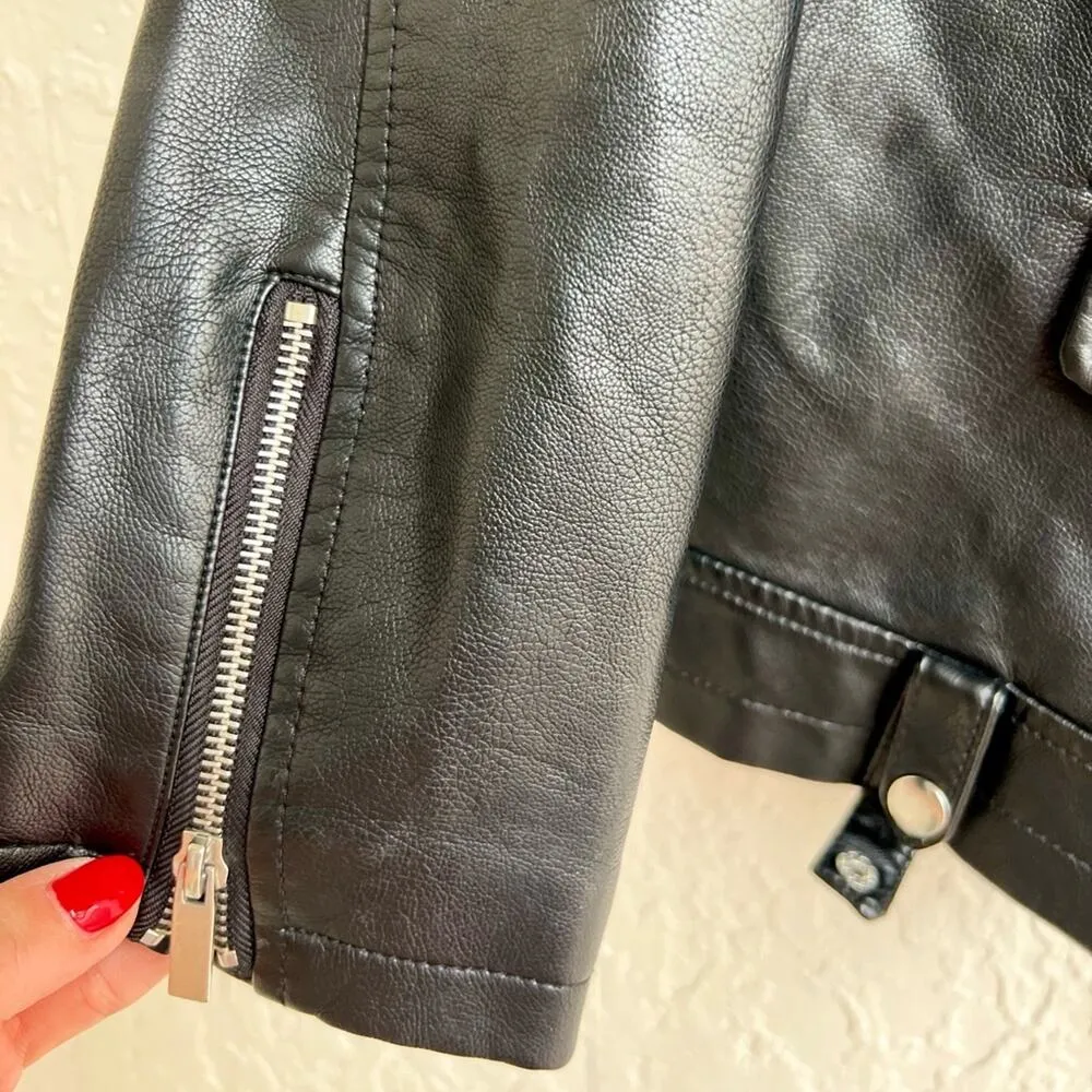 Bagatelle NYC faux vegan leather black motorcycle jacket Medium women - Image 4