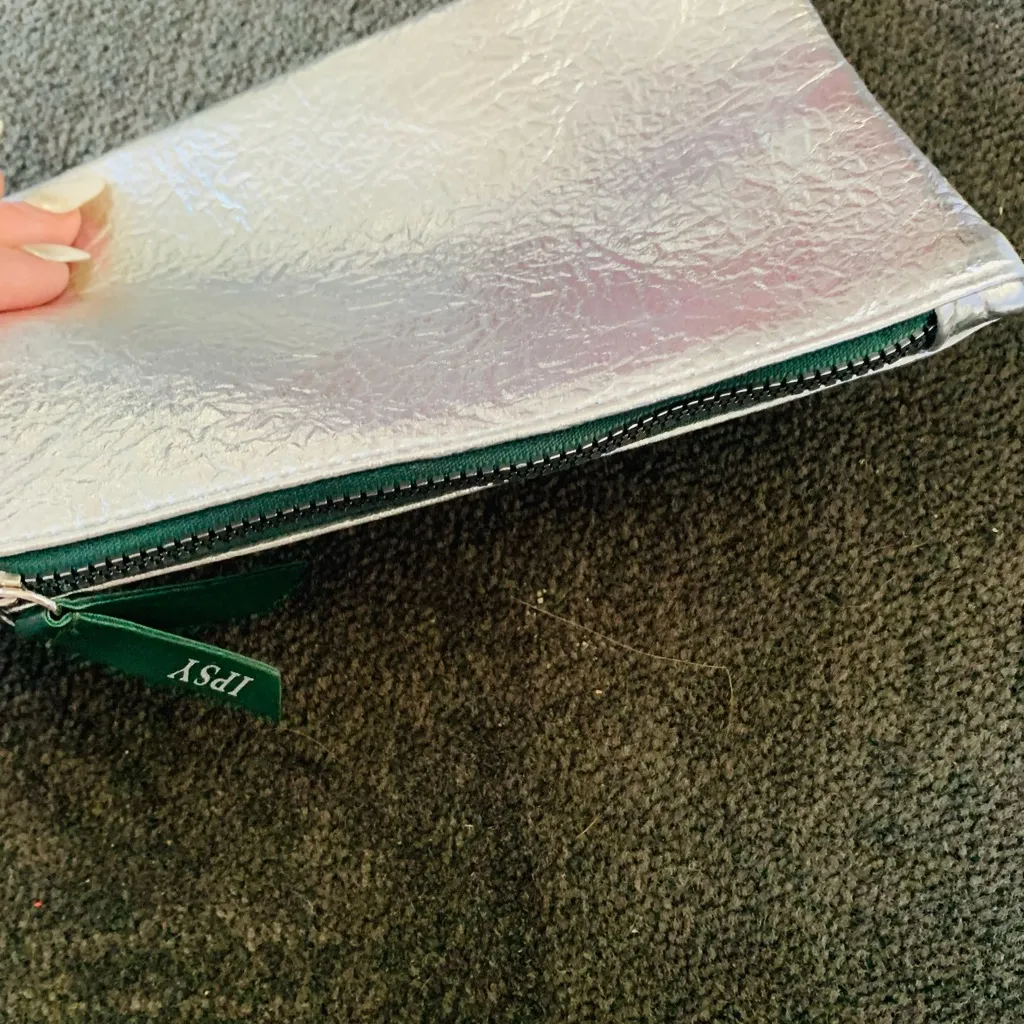 IPSY Silver Metallic Glam Clutch Bag - Image 6