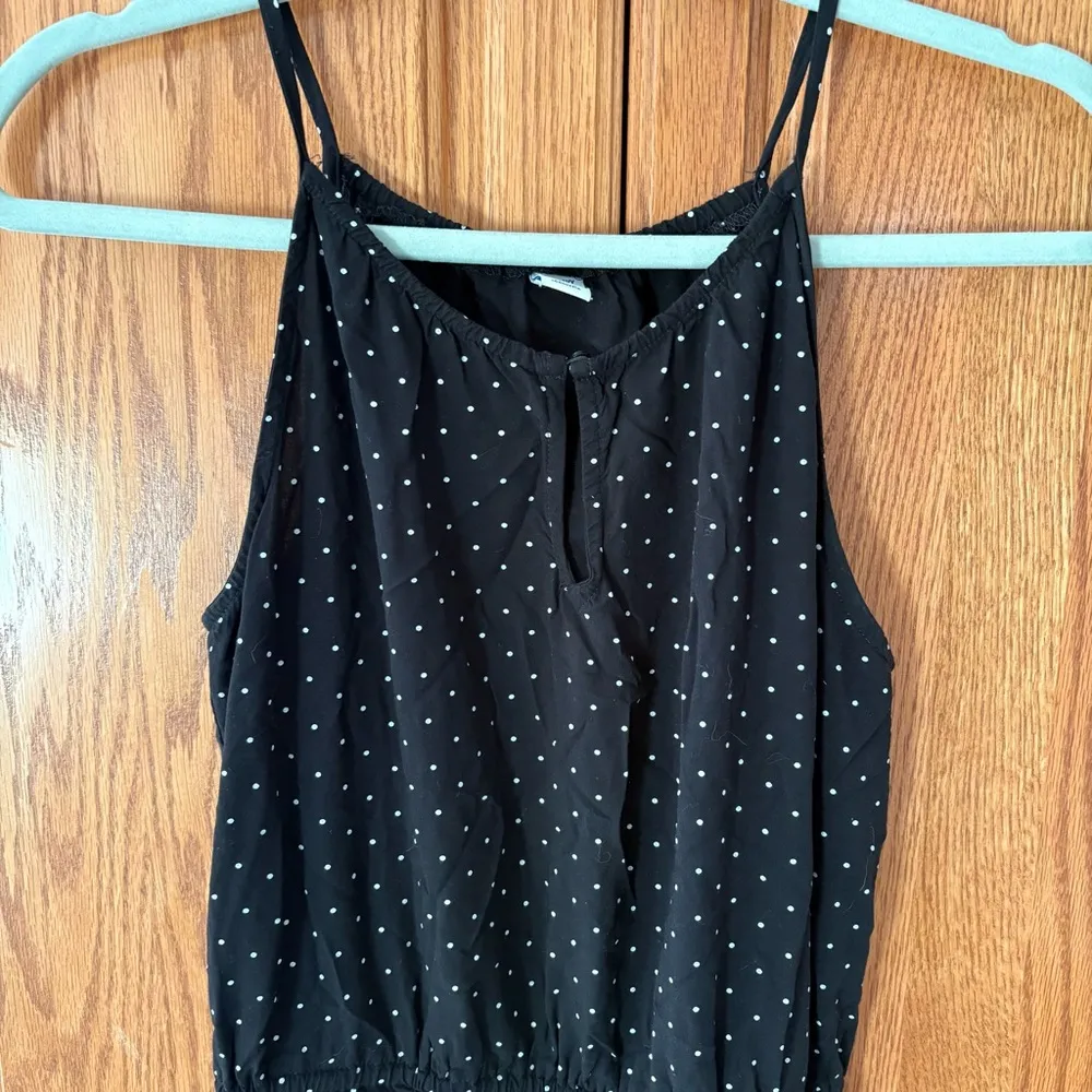 Old Navy keyhole romper black with white dots small - Image 2