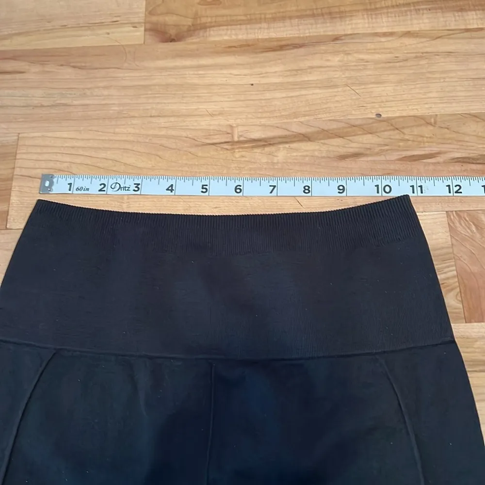 Fabletics Sync High Waisted Perforated 7/8 Black Leggings XS - NWT - Image 9