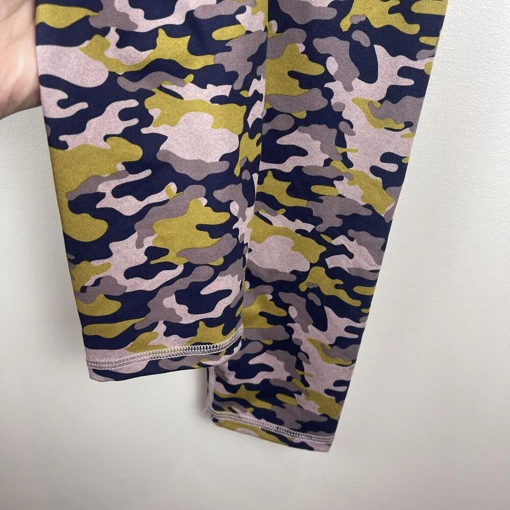 Fabletics Mid-Rise Printed Heathered Leggings Size Large Camouflage Multi Active - Image 4