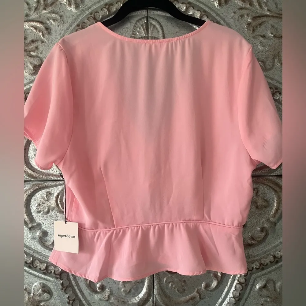Superdown Ciara light pink tie front top size L large spring blouse shirt NWT - Image 5