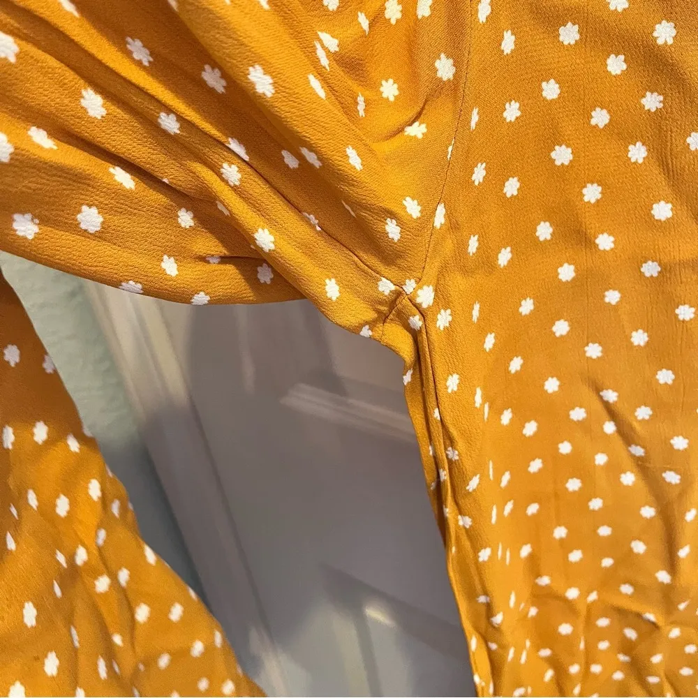 Amuse Society XS Bright Side Golden Yellow/White Floral Flare Pants - Image 10