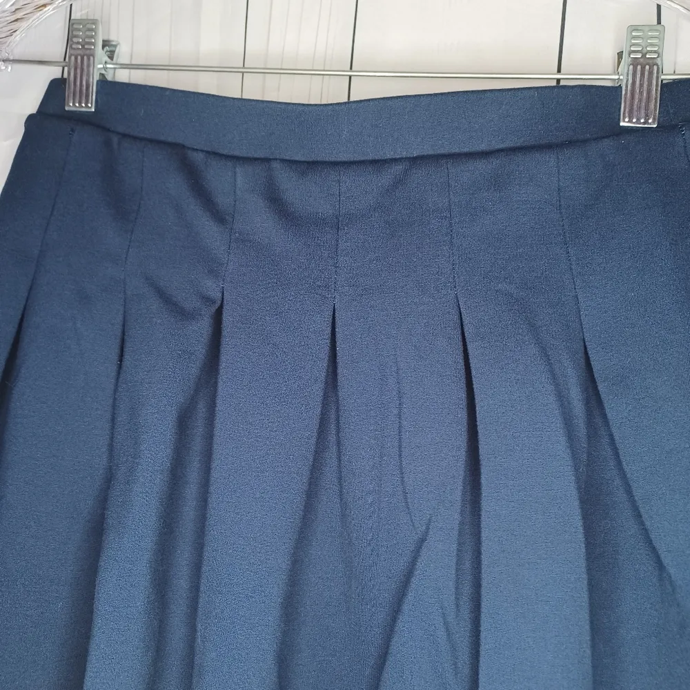 SO Navy Blue Pleated Mini Skater School Girl Skirt - Image 3