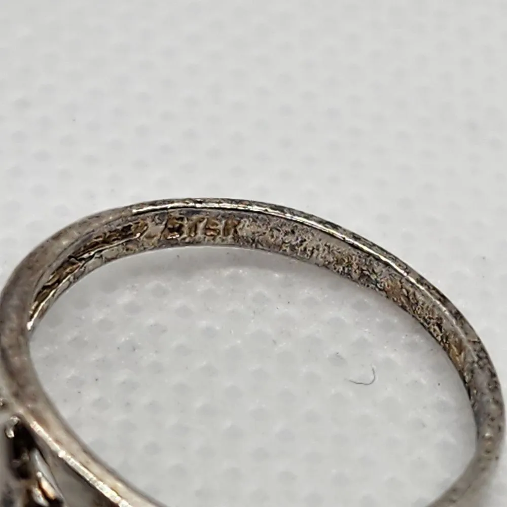 Sterling Silver Heart & Cutout Design Ring (5.5) - Image 6