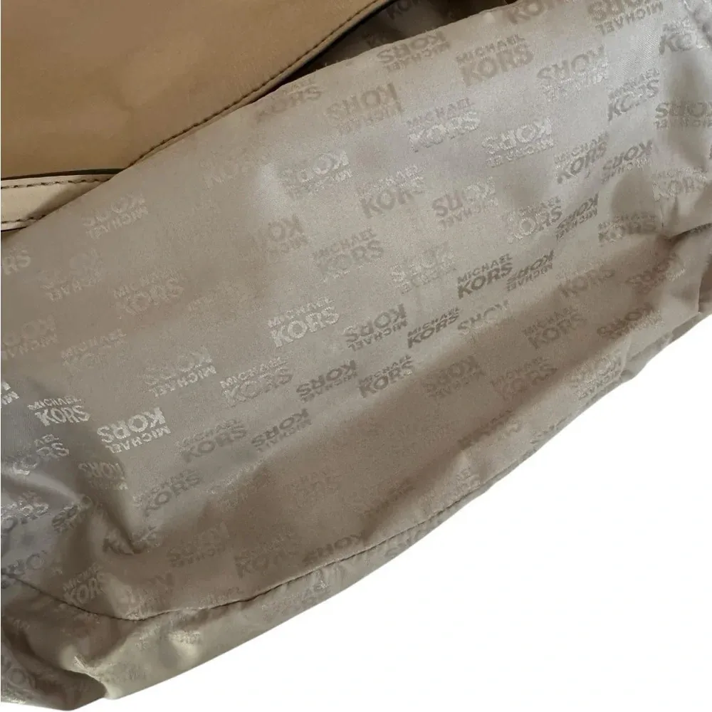 Michael Kors Jet Set Beige Patent Leather Shoulder Tote Bag Nude Tan - Image 6