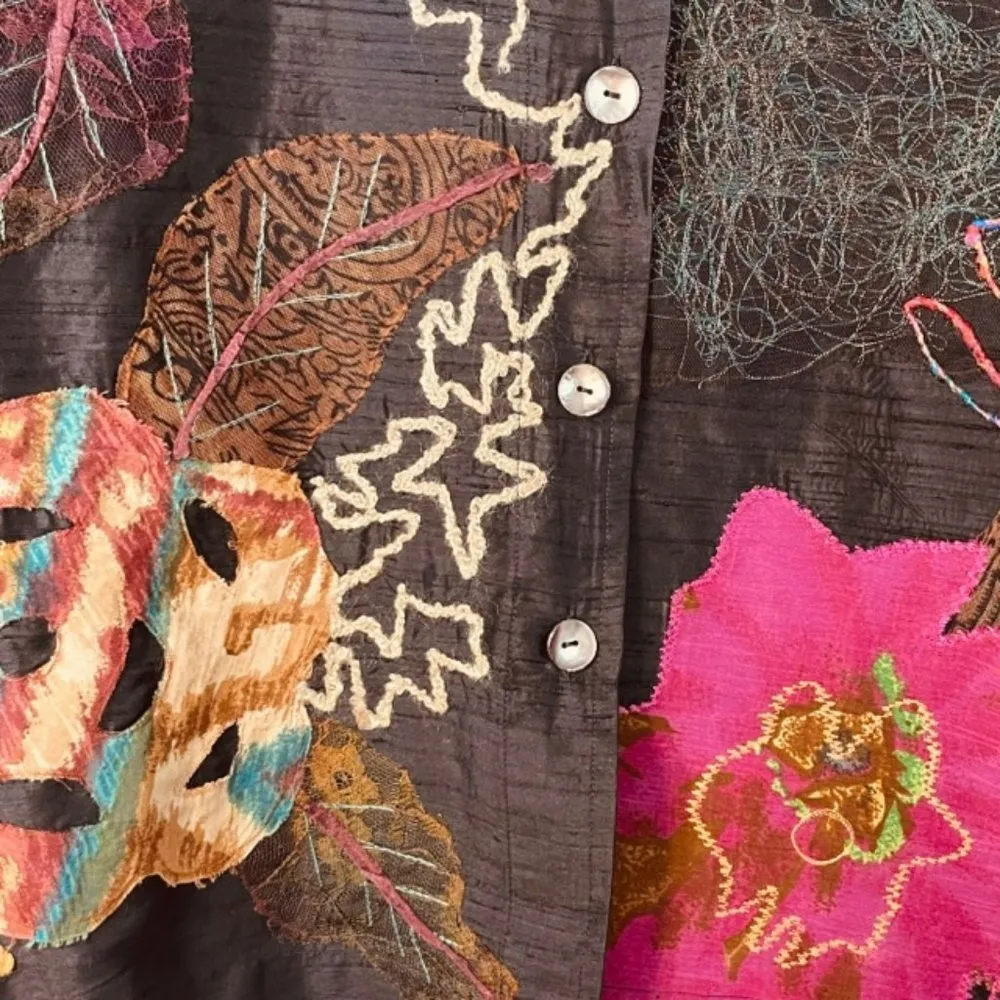 Chico's Pure Silk Embroidered Art to Wear Button Front Jacket Size L/12 - Image 4