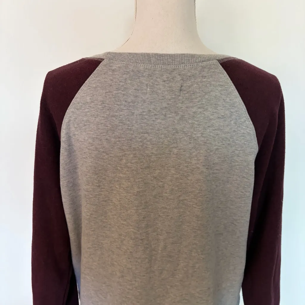 Ugg Elisha Crew Neck Gray Burgundy Raglan Sleeve Sweatshirt Size L - Image 9