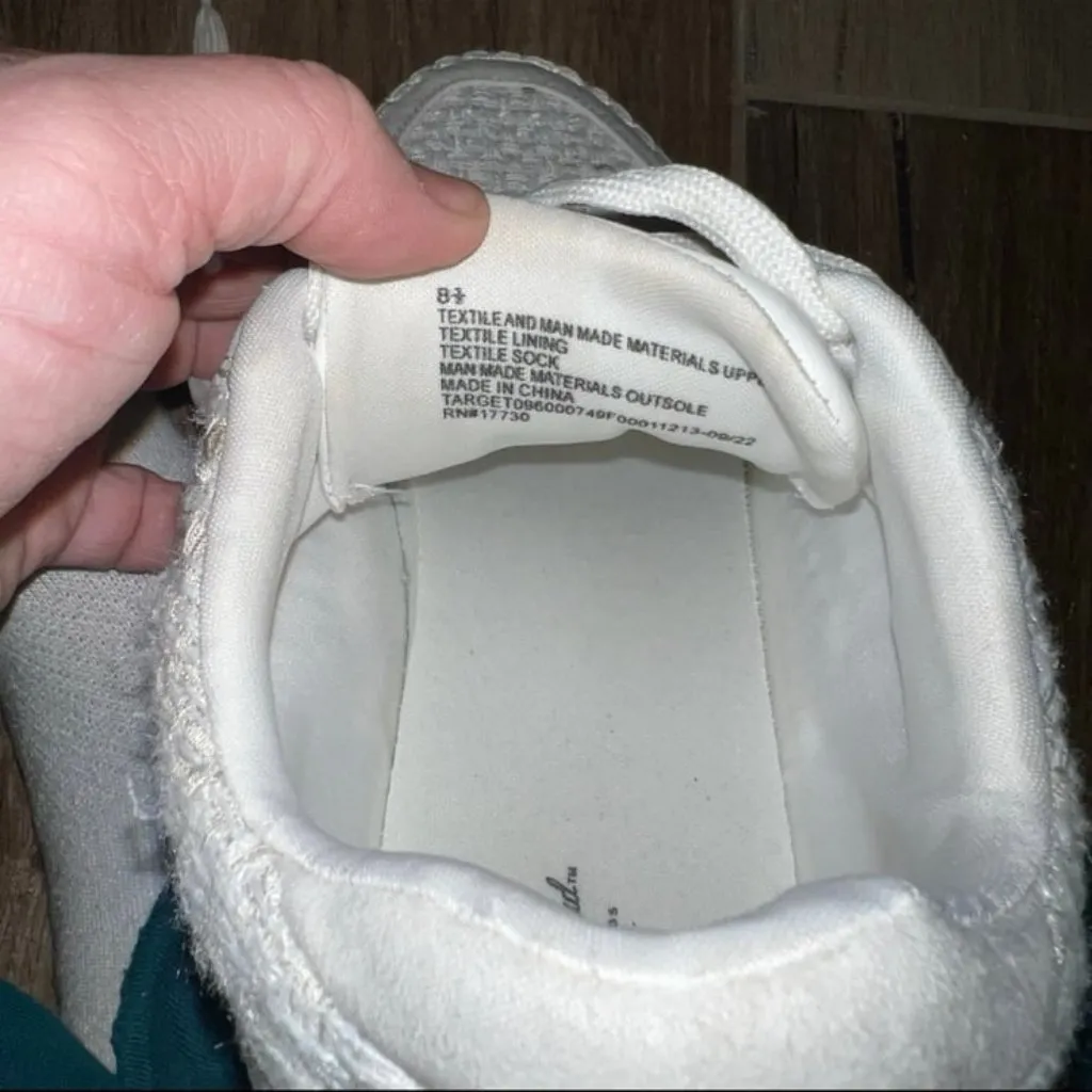 Universal Thread Women's Persephone Sneakers Size 8.5 - Image 7