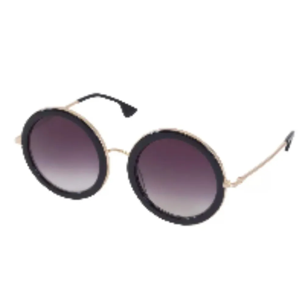 💕ALICE + OLIVIA💕 Beverly Sunglasses ~ Black - Image 10