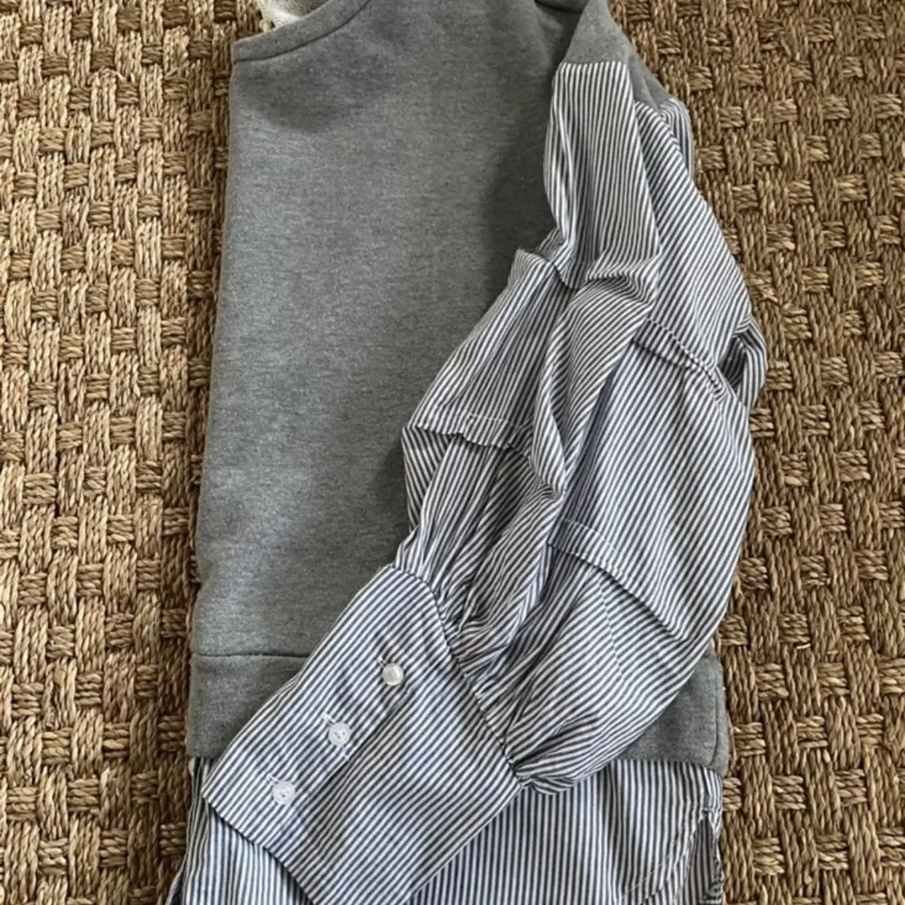 Mello Day Melloday Women's Grey & White Striped Long Sleeve Shirt, Size S Gray - Image 11