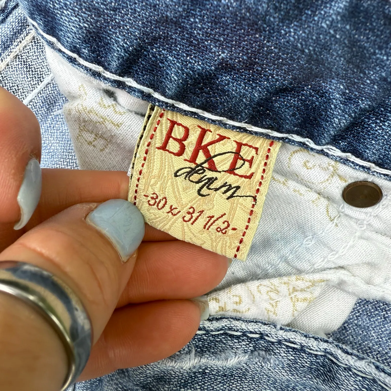 Y2K Buckle BKE Stella 30x31 1/2 Low Rise Flare Faded Worn In Jeans - Image 6