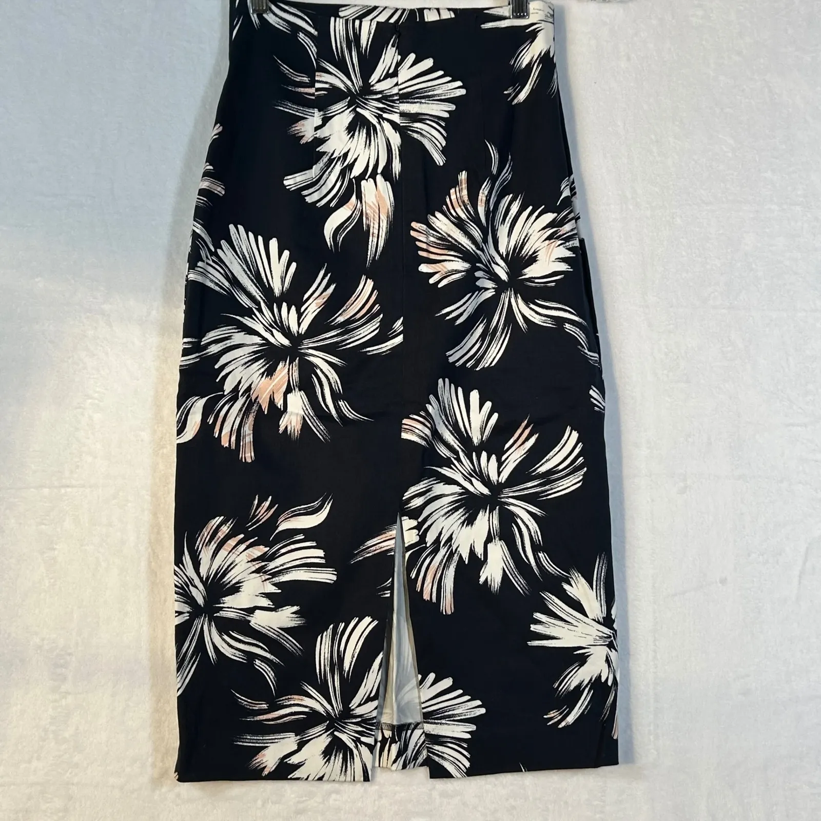 Chelsea28 Black Floral Pencil Skirt Size 0 - Image 2