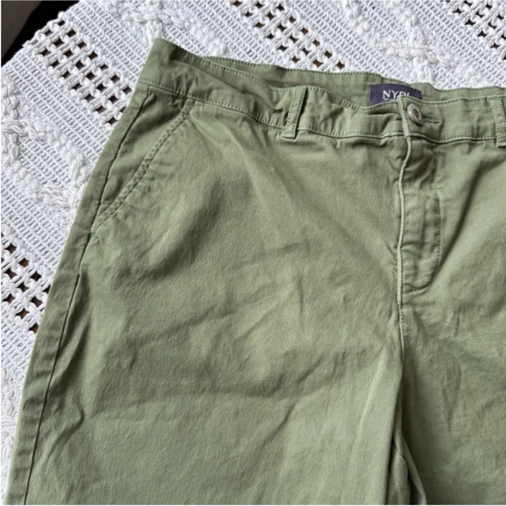 NYDJ Women's Flat Front Shorts in Olive - Image 6