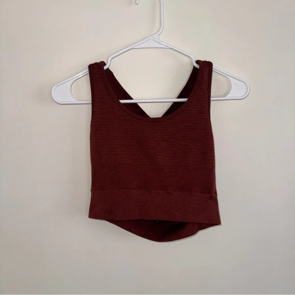 Alphalete Vault Sports Bra Copper Medium - Image 3