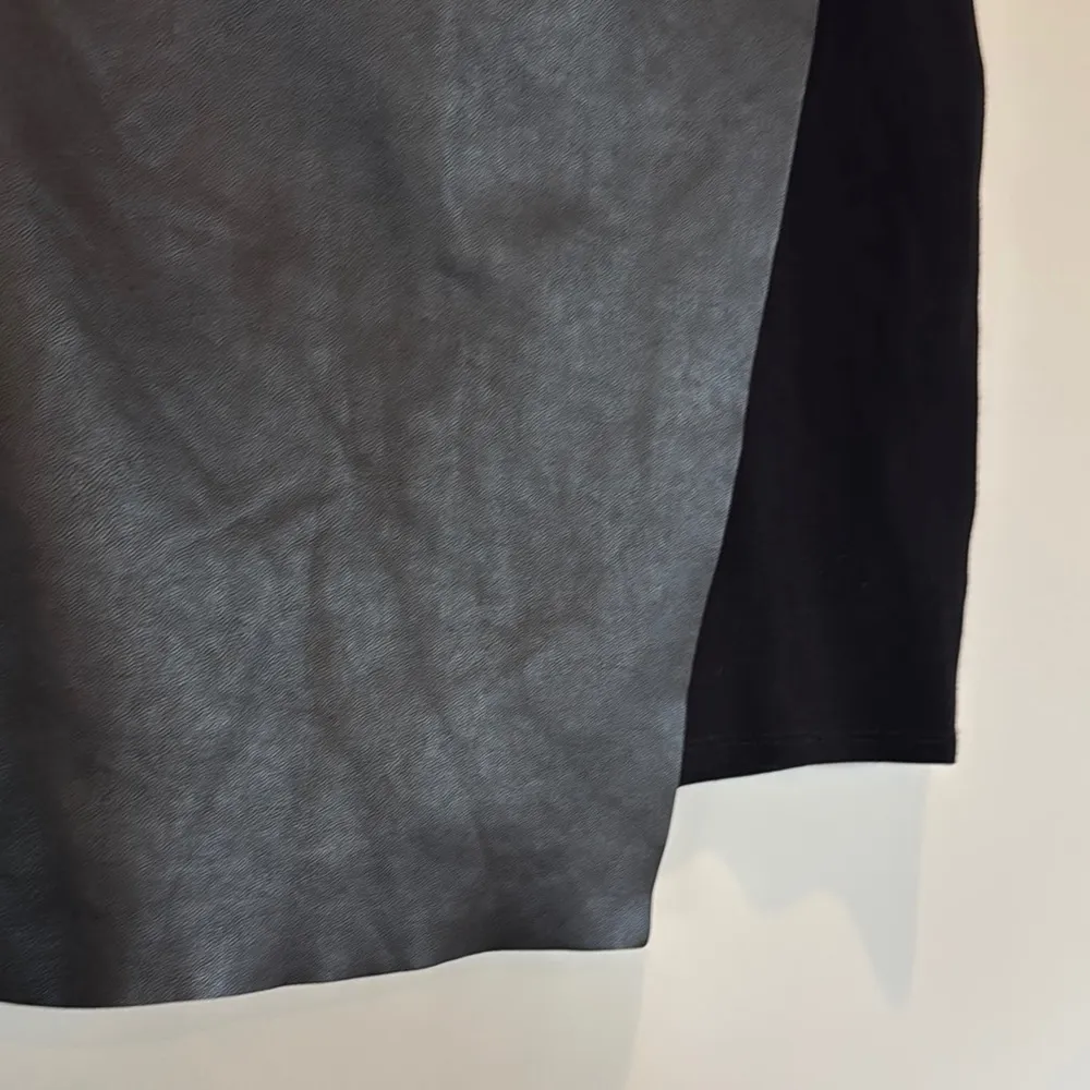 Bailey 44 Black  Asymmetrical Pencil Skirt - Image 7