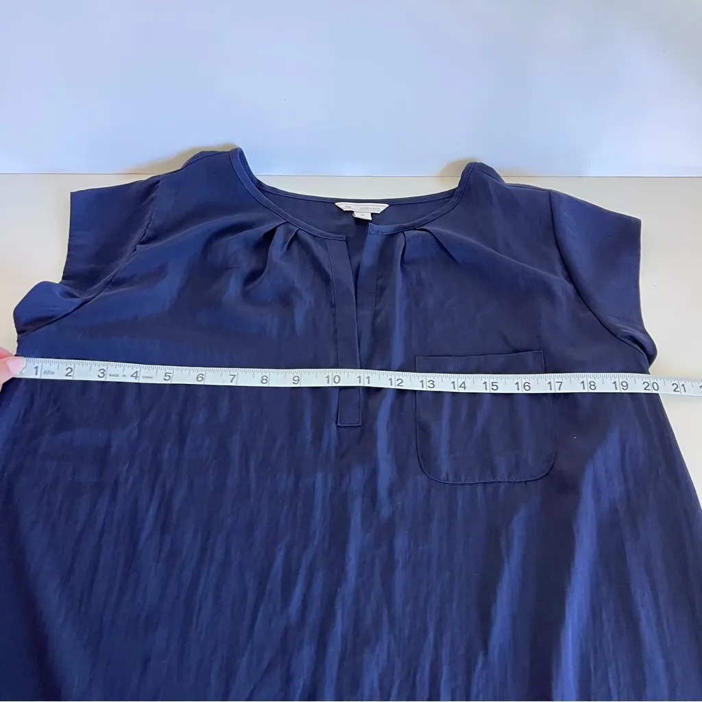 GAP Women’s Cap Sleeve Split Neck Blouse Navy Uniform - Image 6