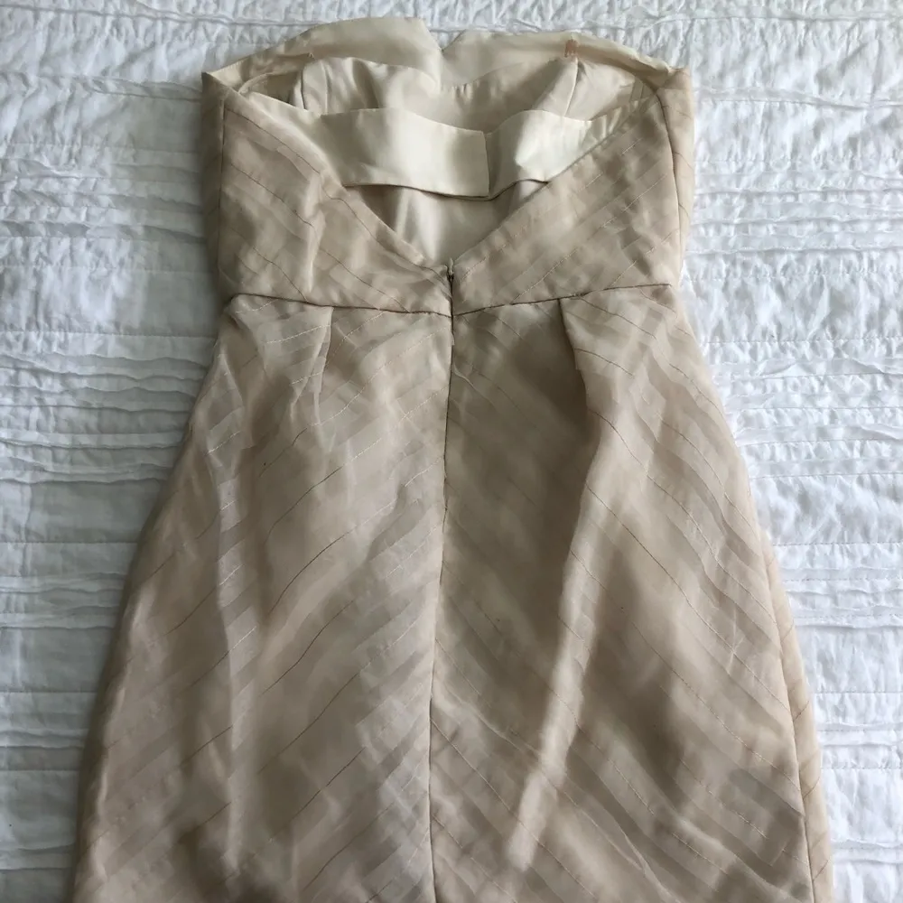 BCBGeneration Beige Strapless Tiered Mini Dress - Image 4