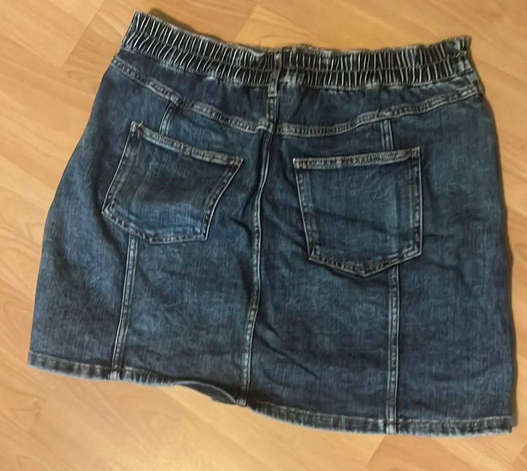 Button Up Denim Skirt - Image 2