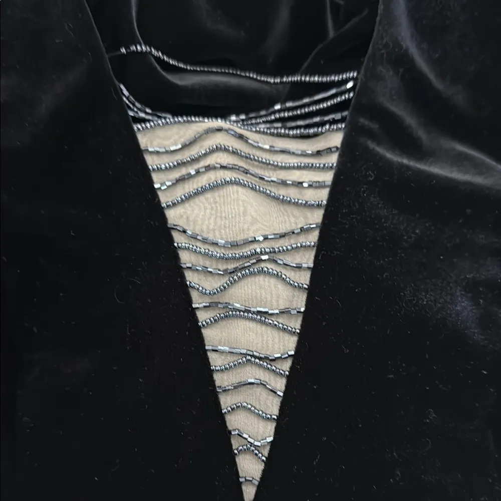 Betsy & Adam Elegant Black Halter Dress - Image 5