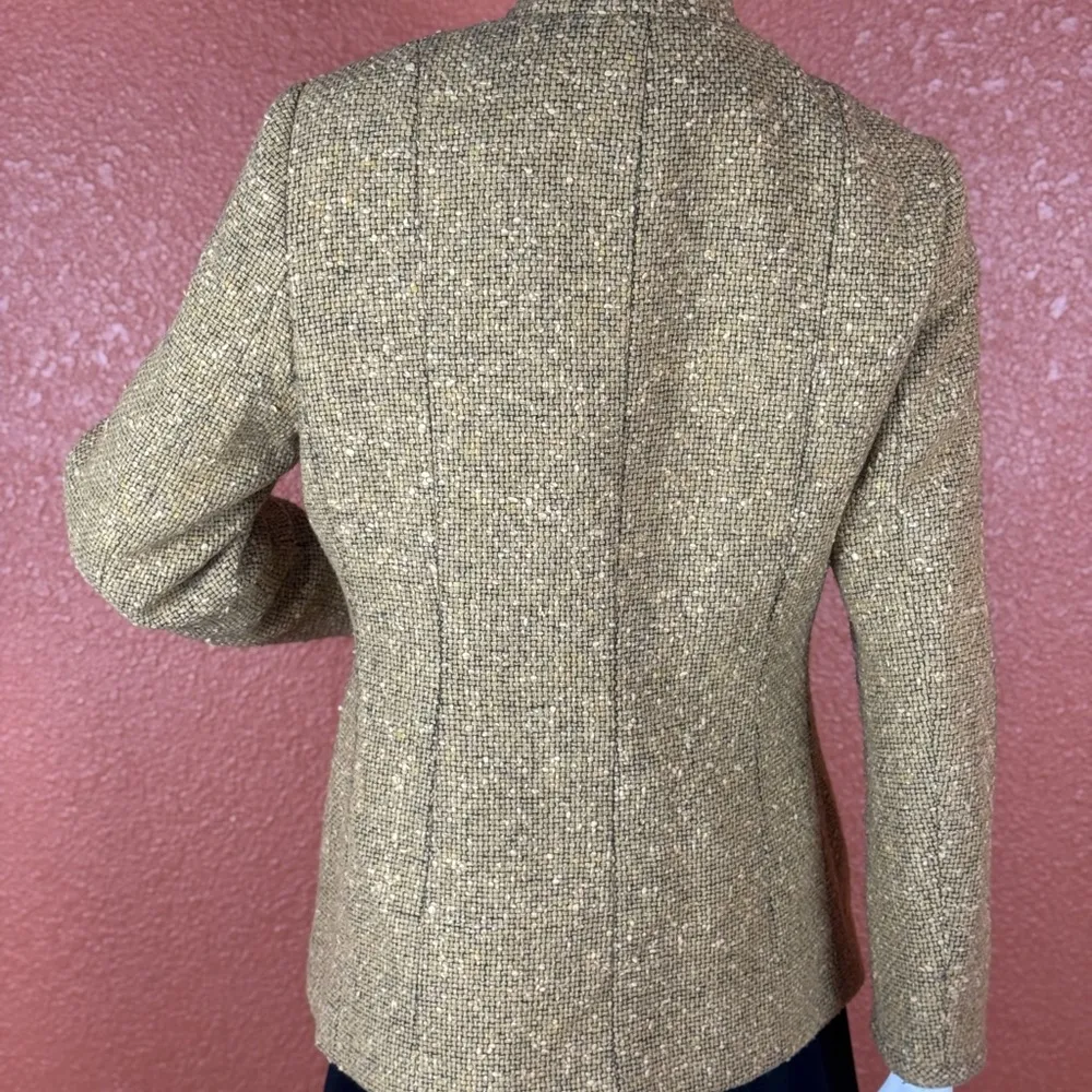 Carlisle Sz 12 Button Up Blazer Gold Beige Jacket Woven Boucle Specks High Neck - Image 6