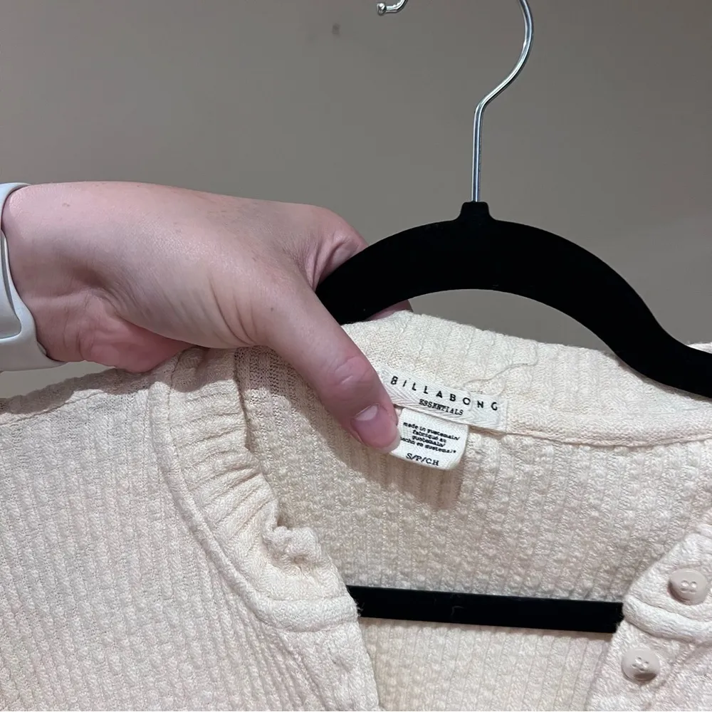 Billabong Long Sleeve Cropped Sweater - Image 4