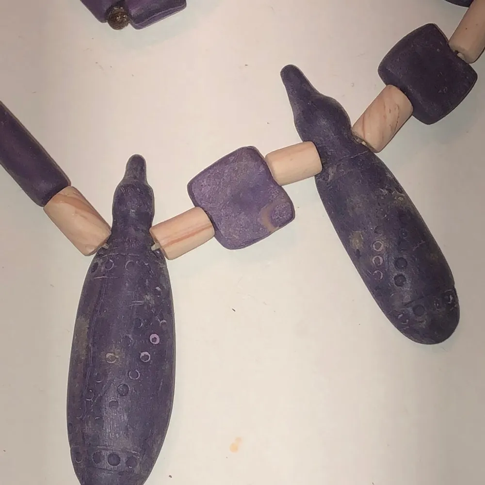 Vintage Purple Wooden Carved Ducks Tribal Boho Retro Beaded Necklace - Image 2