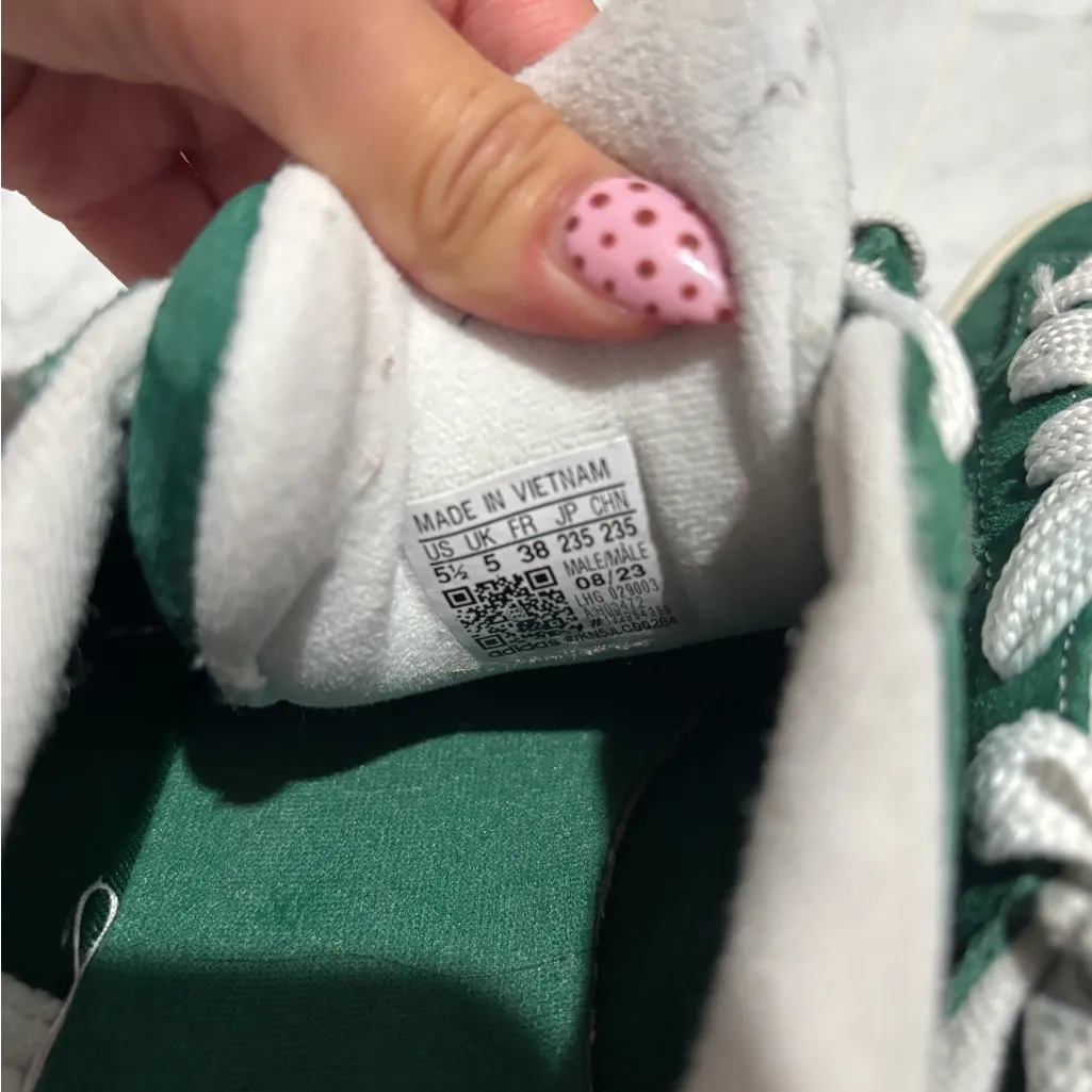 Adidas Campus Green and White Sneakers - 7 women’s - Image 4