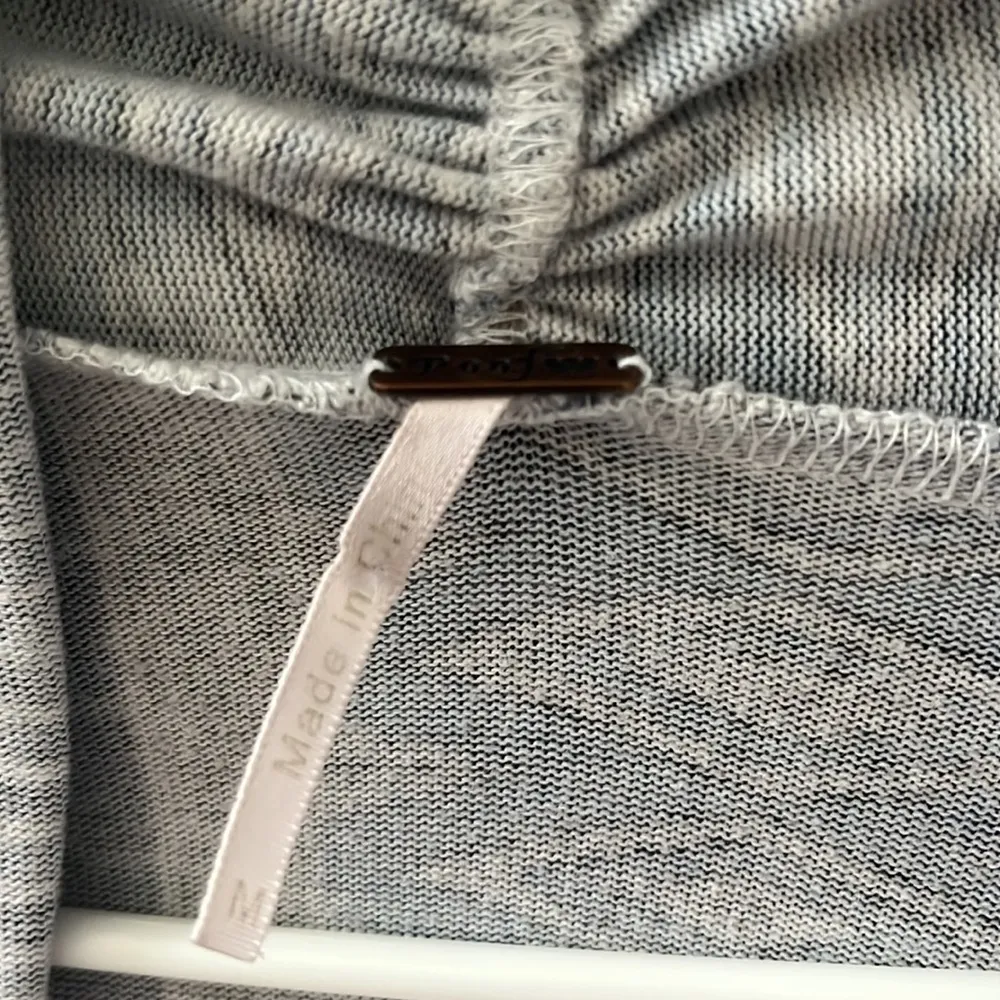 Juniors Poof Cardigan Size M - Image 5