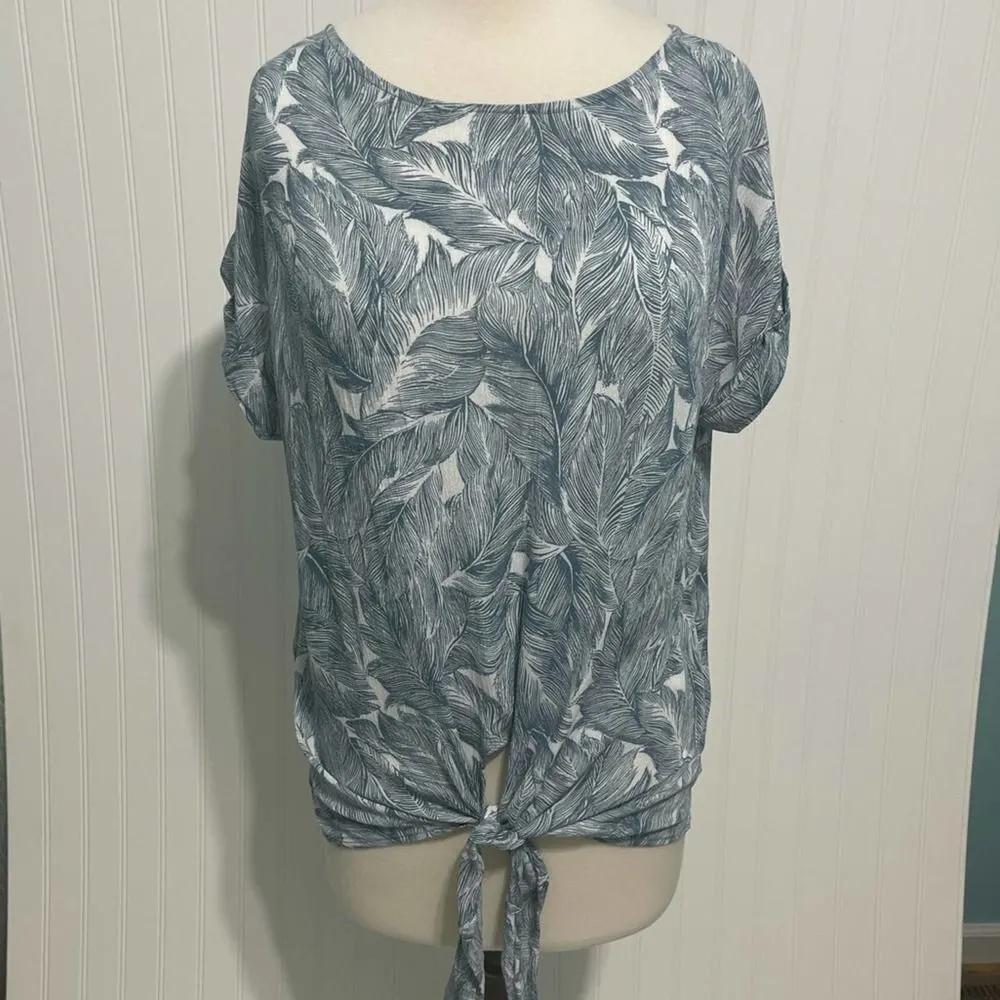 Final Touch Feather Print Tie Front Top T-Shirt Short Sleeves Blue White Small - Image 4
