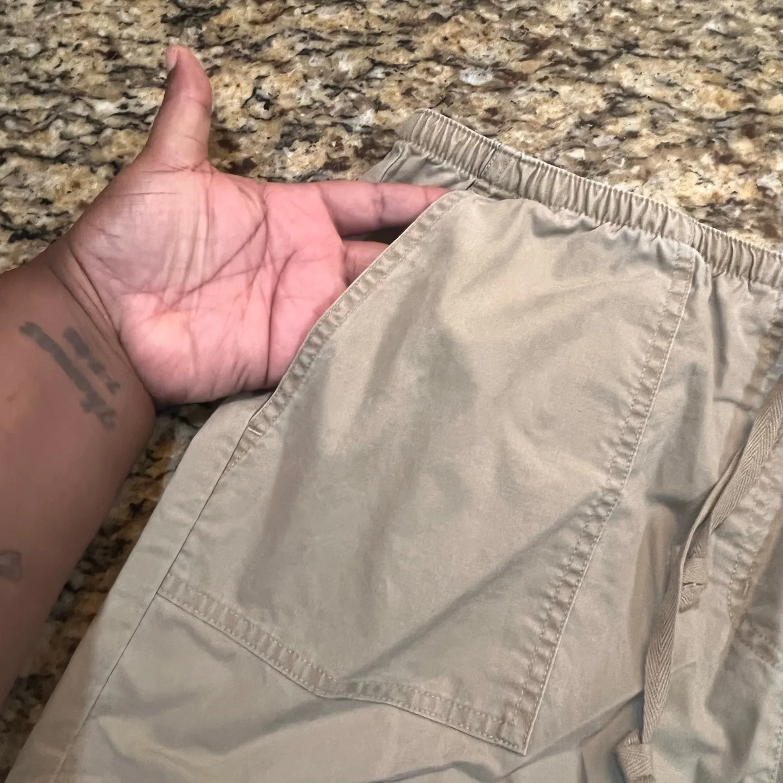 LL BEAN Women’s Medium Petite Khaki Skirt‎ Tan Expandable Waist Pockets Midi Size undefined - Image 5