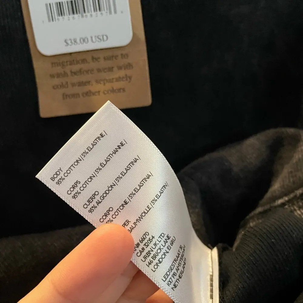 Free People Ribbed Baby Tee Washed Black size Medium - Image 6