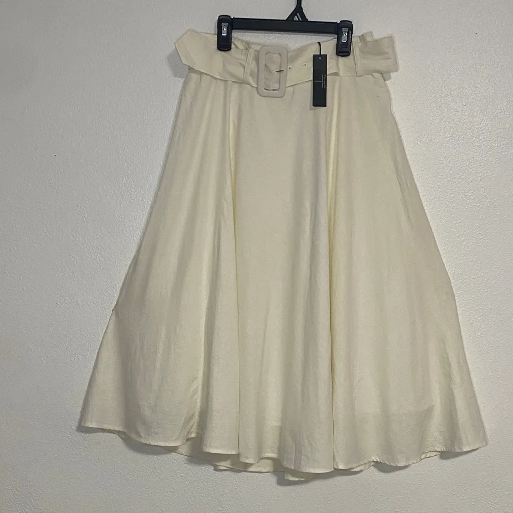 T Tahari Ivory A-Line Skirt with Buckle Detail - Image 2