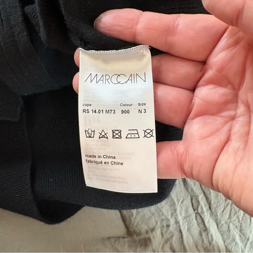 Marc Cain German Luxury Sport Black Wool Cashmere Cardigan Sweater Size 8. - Image 12