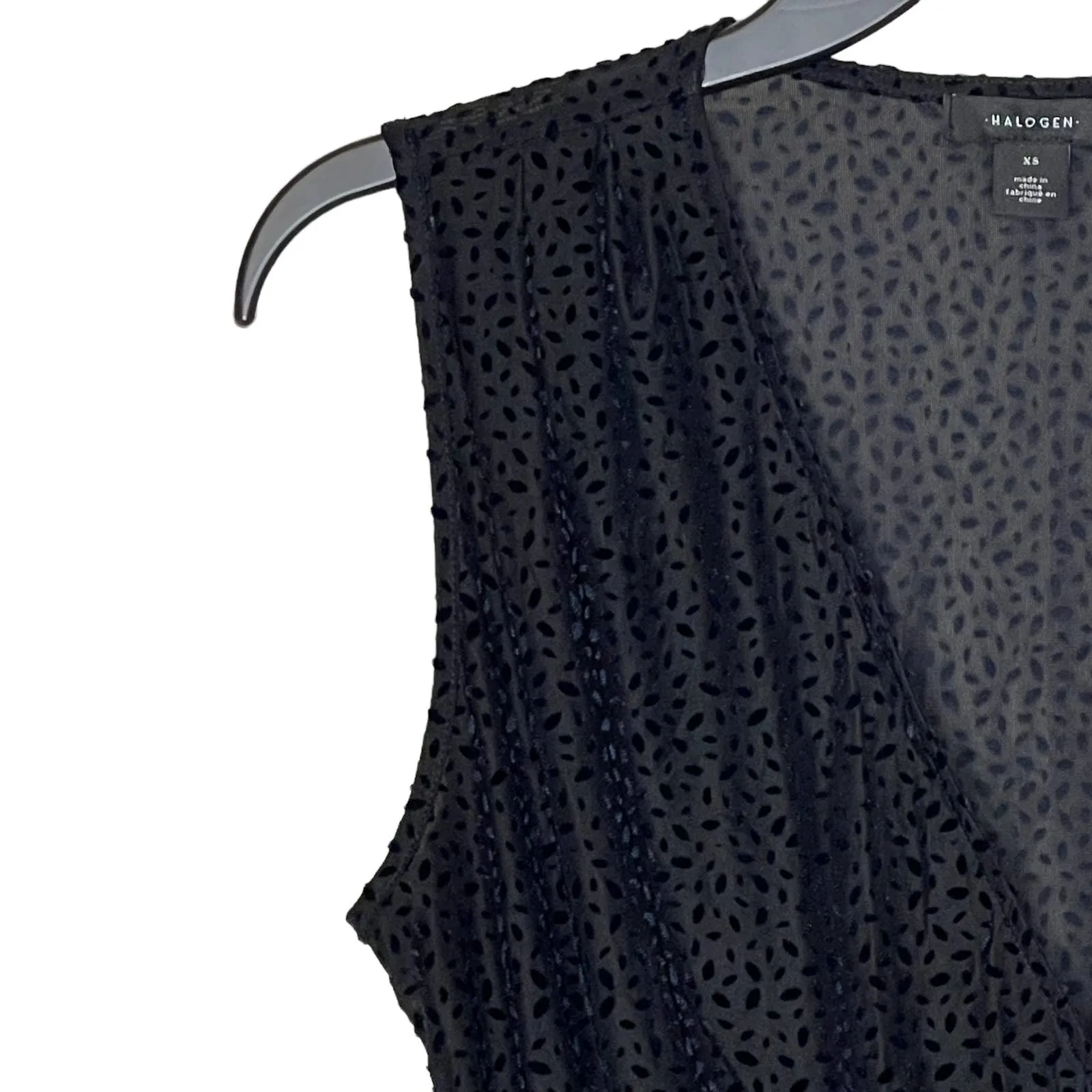 Halogen Women Size XS Flocked Oval Blue‎ Peplum Sleeveless Top Deep V-Neck NWT - Image 3