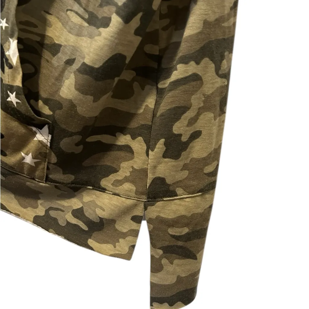 NWOT P.O.L. Camouflage Sleeveless Hoodie With Patriotic Stars On Front Pocket. Green - Image 6