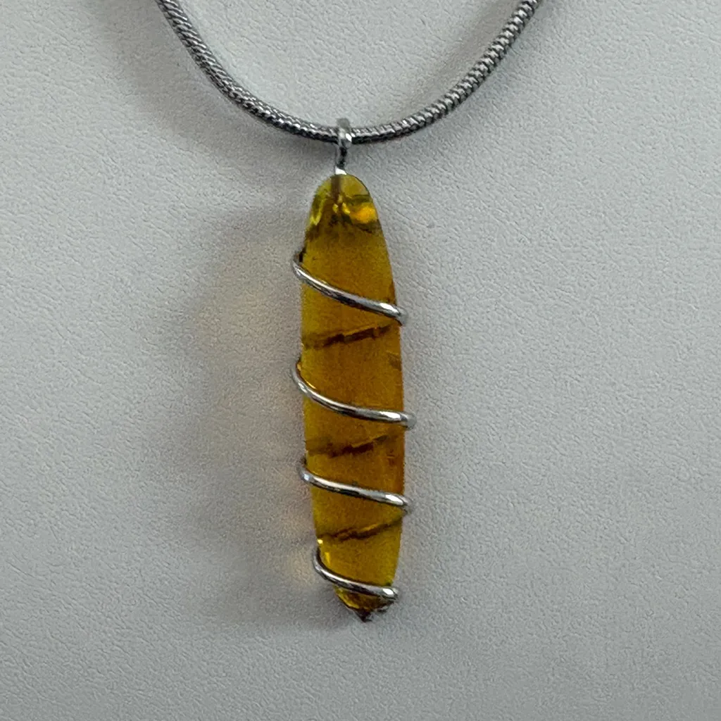 Natural Amber Wire Wrapped Pendant Necklace Honey Amber Stone Gold - Image 4
