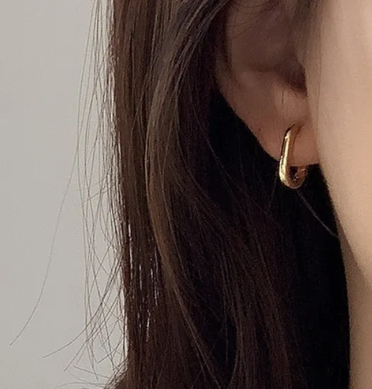 12mm Bold Rectangle Hoop Earring Gold - Image 2