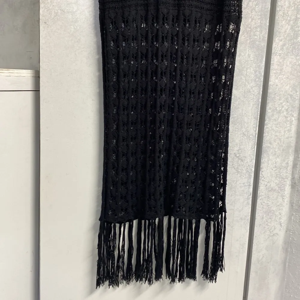 ZARA FRINGED CROCHETED DRESS OPEN BACK Size Medium (See Description) - Image 4