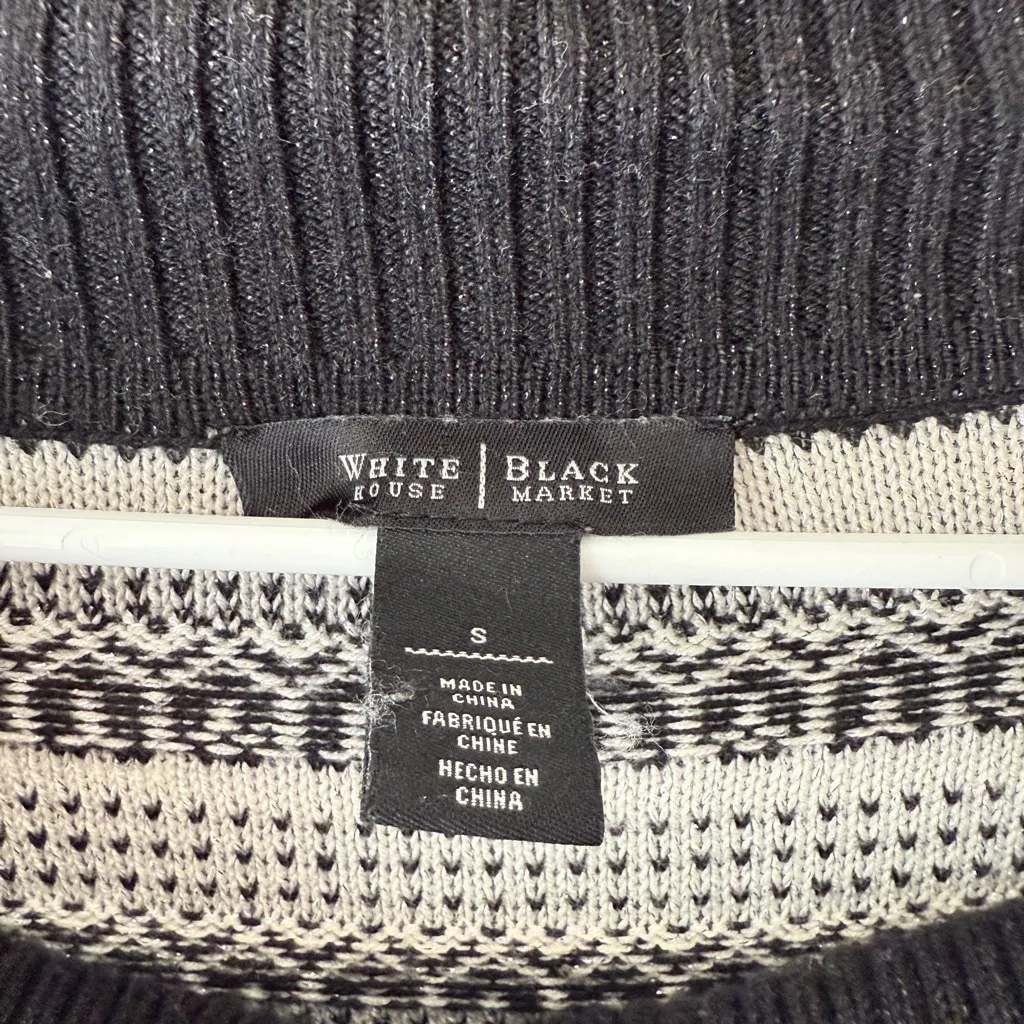 White House Black Market sz S black white off‎ shoulder sweater - Image 3