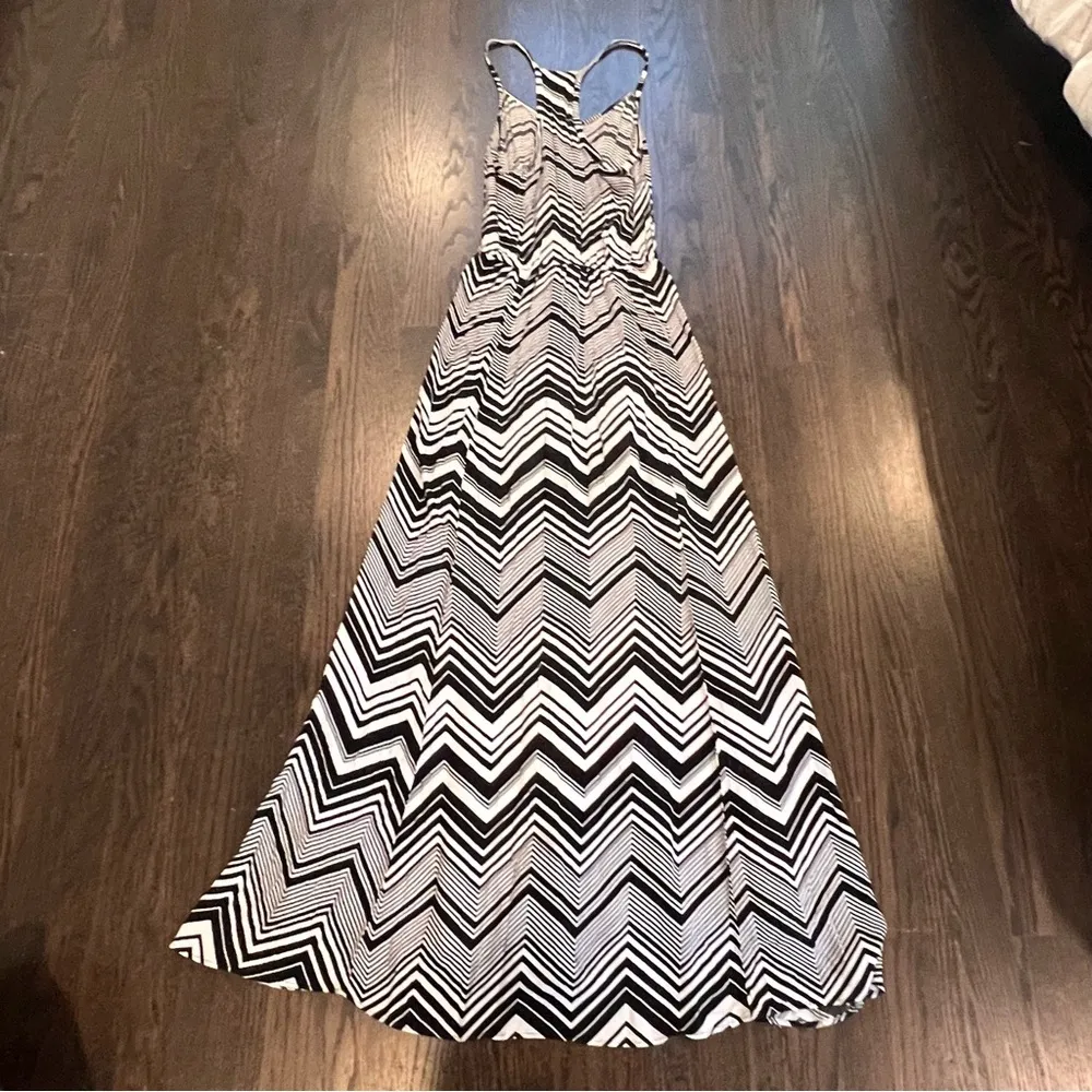 Ella Moss Black and White Spaghetti Strap Maxi Sundress - Image 7