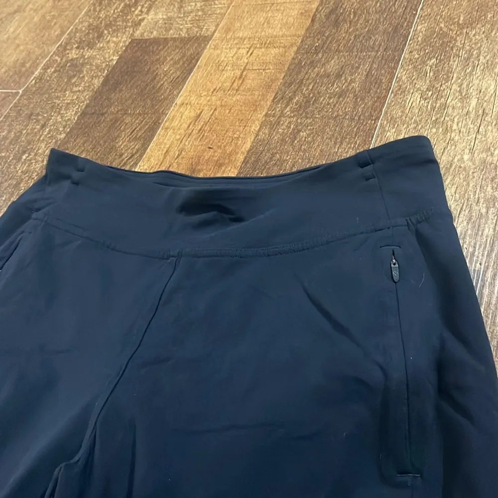 Lululemon Women’s Navy Joggers Sz 6 - Image 4