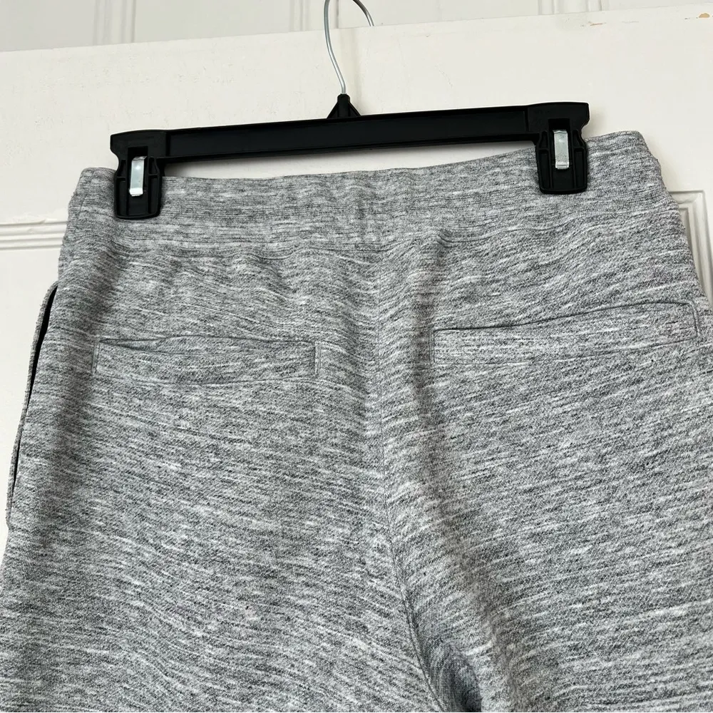 The North Face Women’s Grey Pull On Straight Leg Joggers Sweatpants with Pockets - Image 6