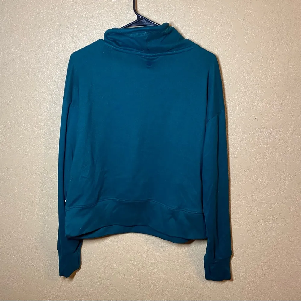 BearPaw Outdoors Forest Green Pullover Hoodie Medium - Image 4