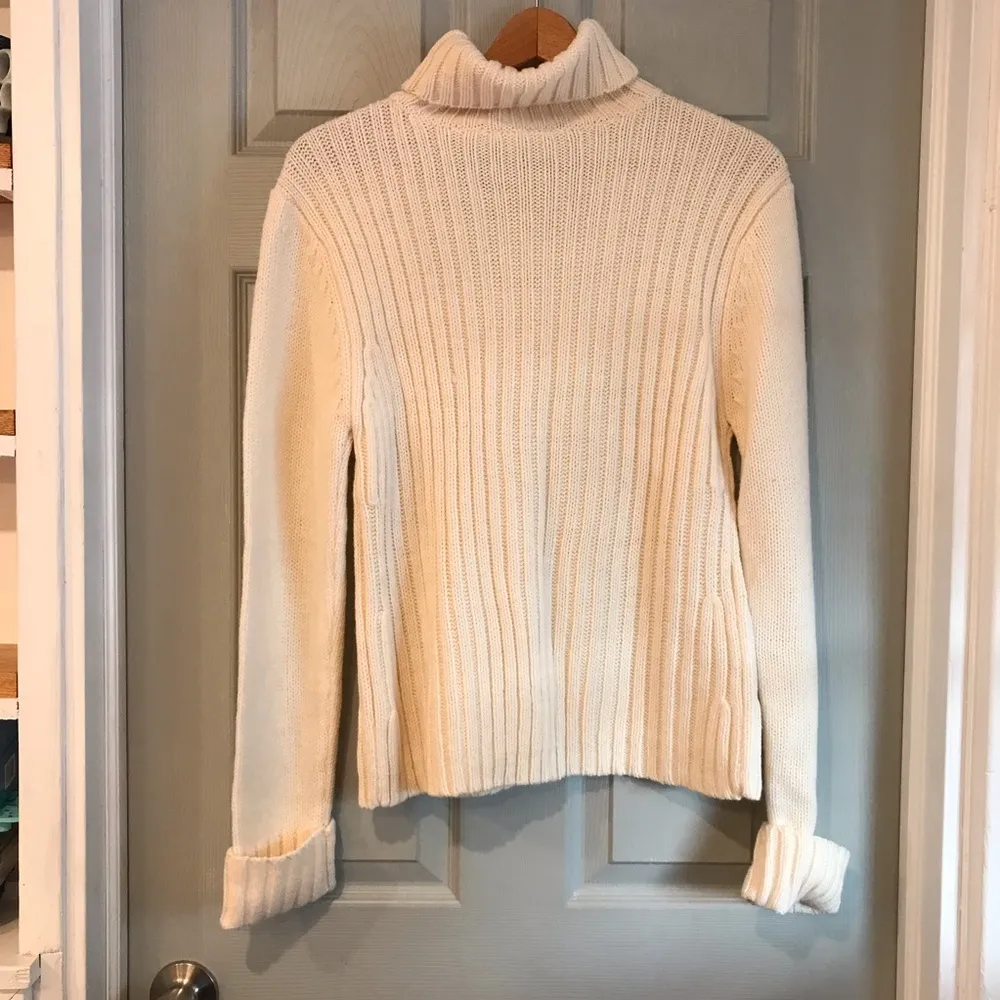 Apostrophe XL Acrylic Wool Cozy Cream Ribbed Knit Long Sleeve Turtleneck Sweater - Image 4