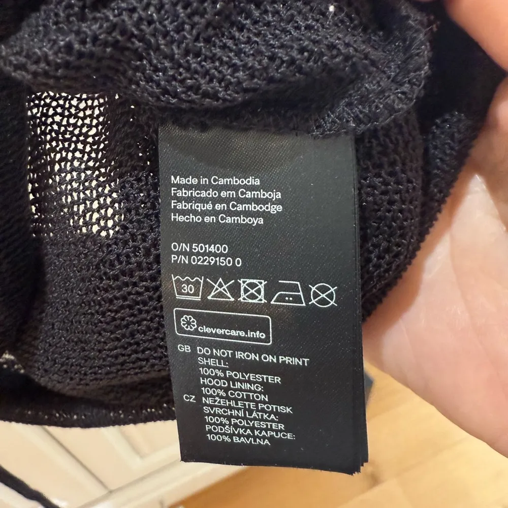 Black ‘Love & Hope’ See Through Hooded Jumper
Size M - Image 6