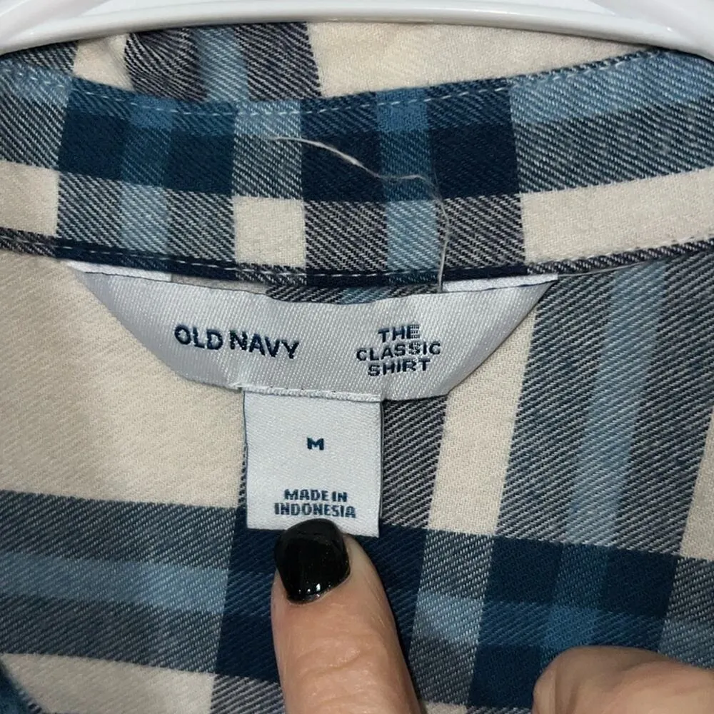OLD NAVY the classic shirt women’s size medium blue cream plaid long sleeve - Image 3